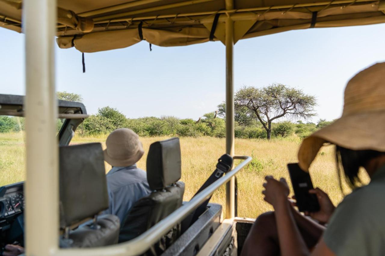 Frans Indongo Lodge Otjiwarongo Bagian luar foto