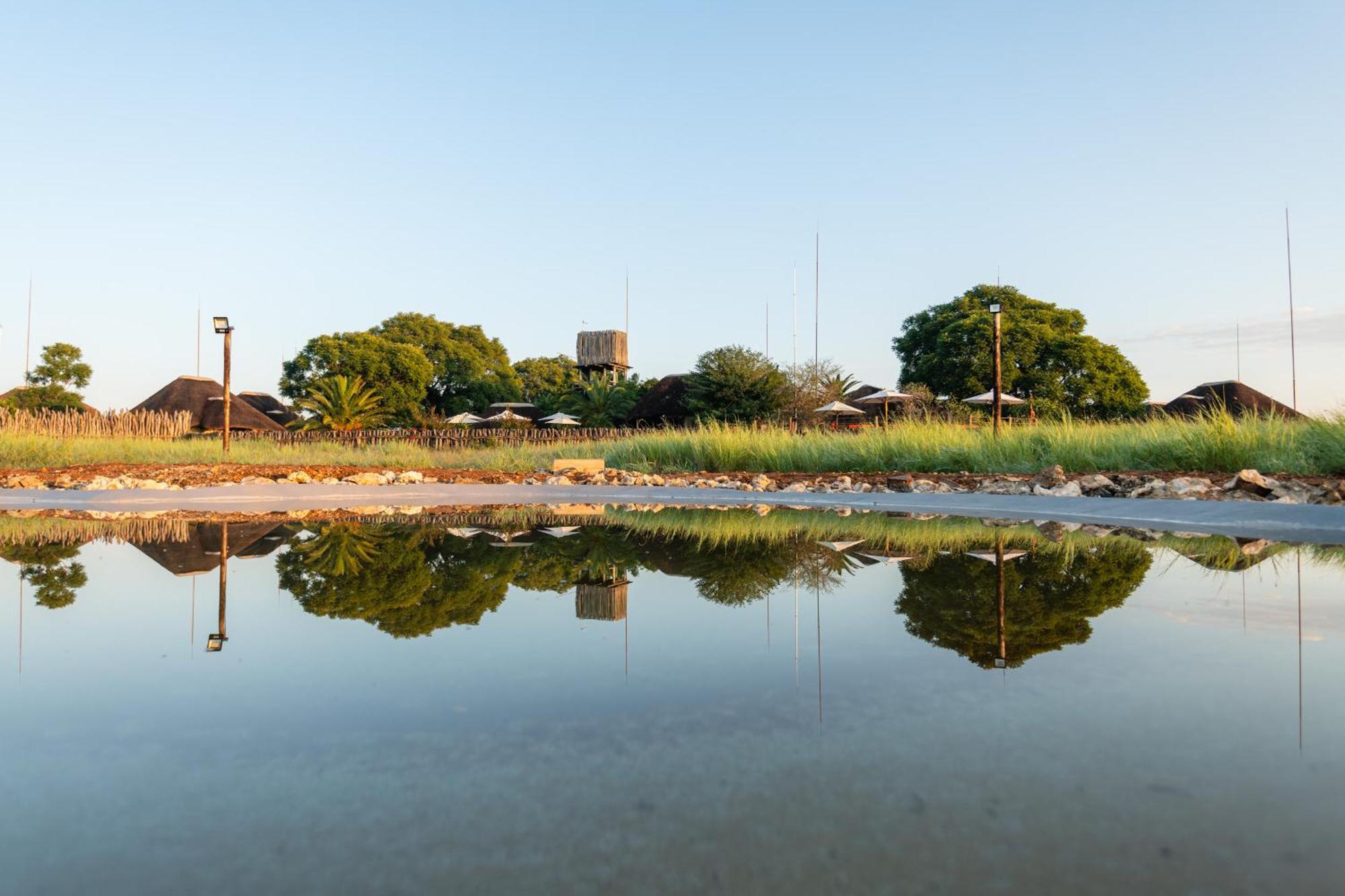 Frans Indongo Lodge Otjiwarongo Bagian luar foto