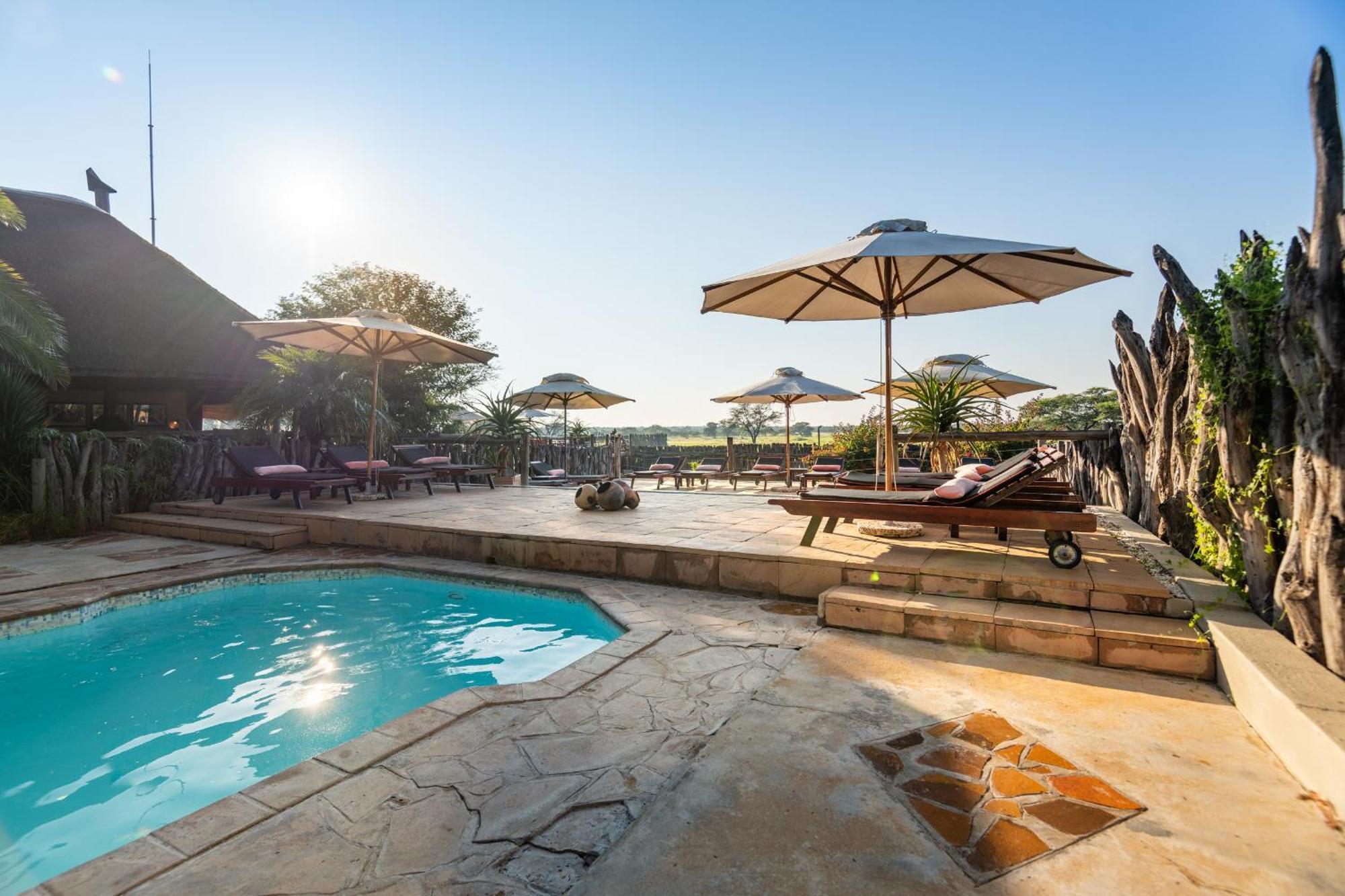 Frans Indongo Lodge Otjiwarongo Bagian luar foto