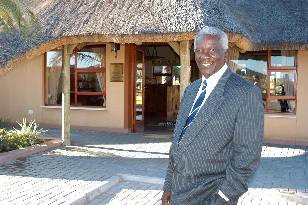 Frans Indongo Lodge Otjiwarongo Bagian luar foto