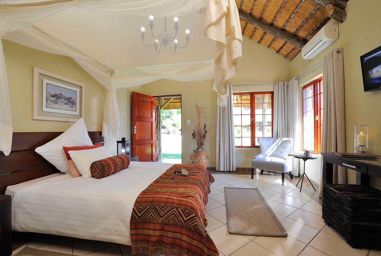 Frans Indongo Lodge Otjiwarongo Bagian luar foto