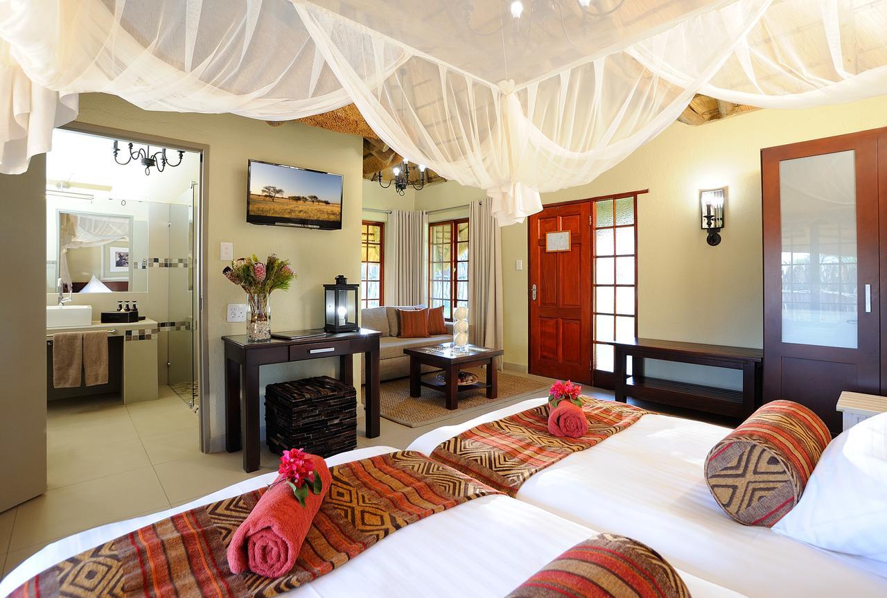 Frans Indongo Lodge Otjiwarongo Bagian luar foto
